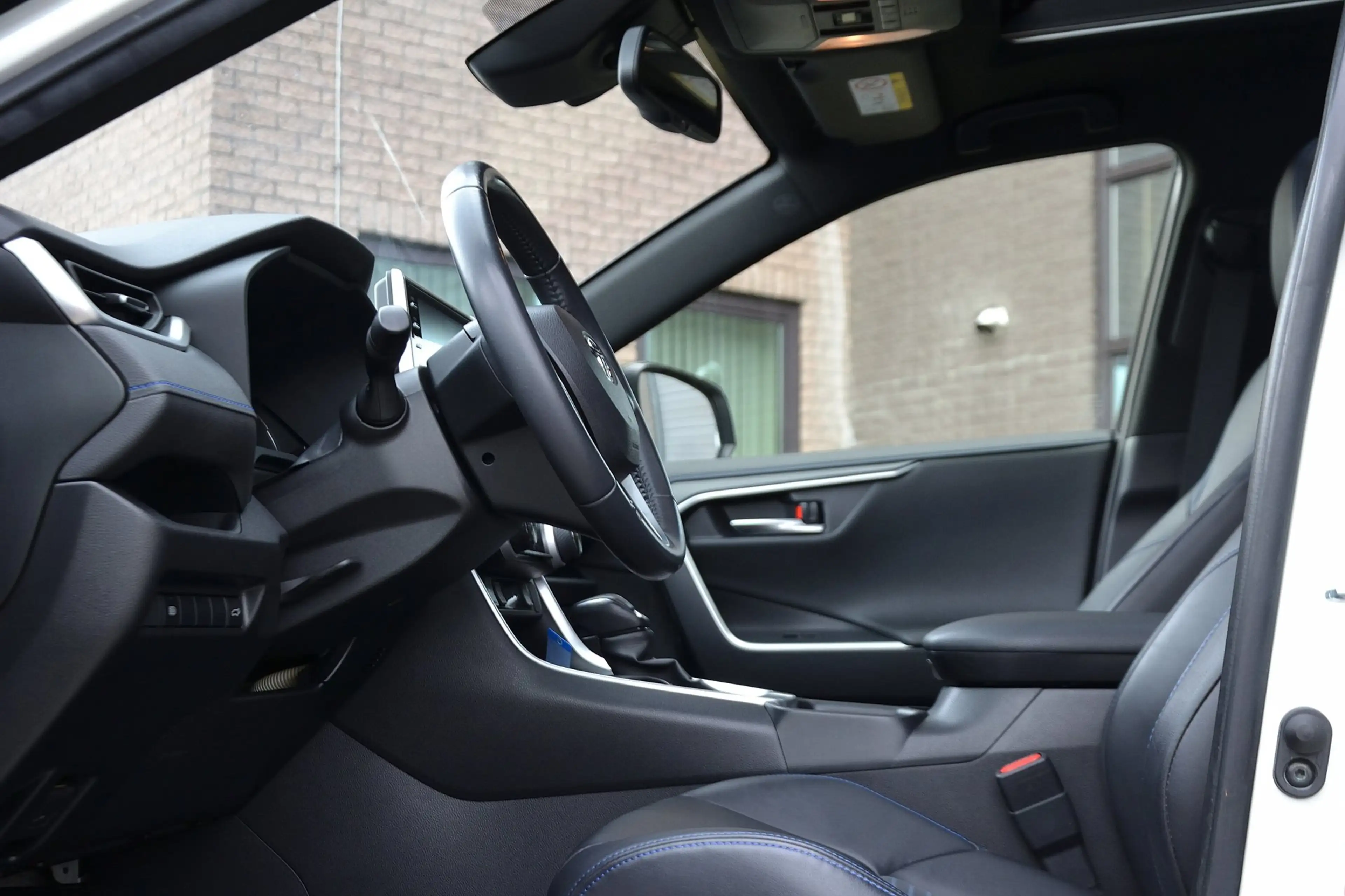 Toyota RAV 4 2.5 Hybrid Bi-Tone | Panoramadak | Trekhaak | Acht — photo 8