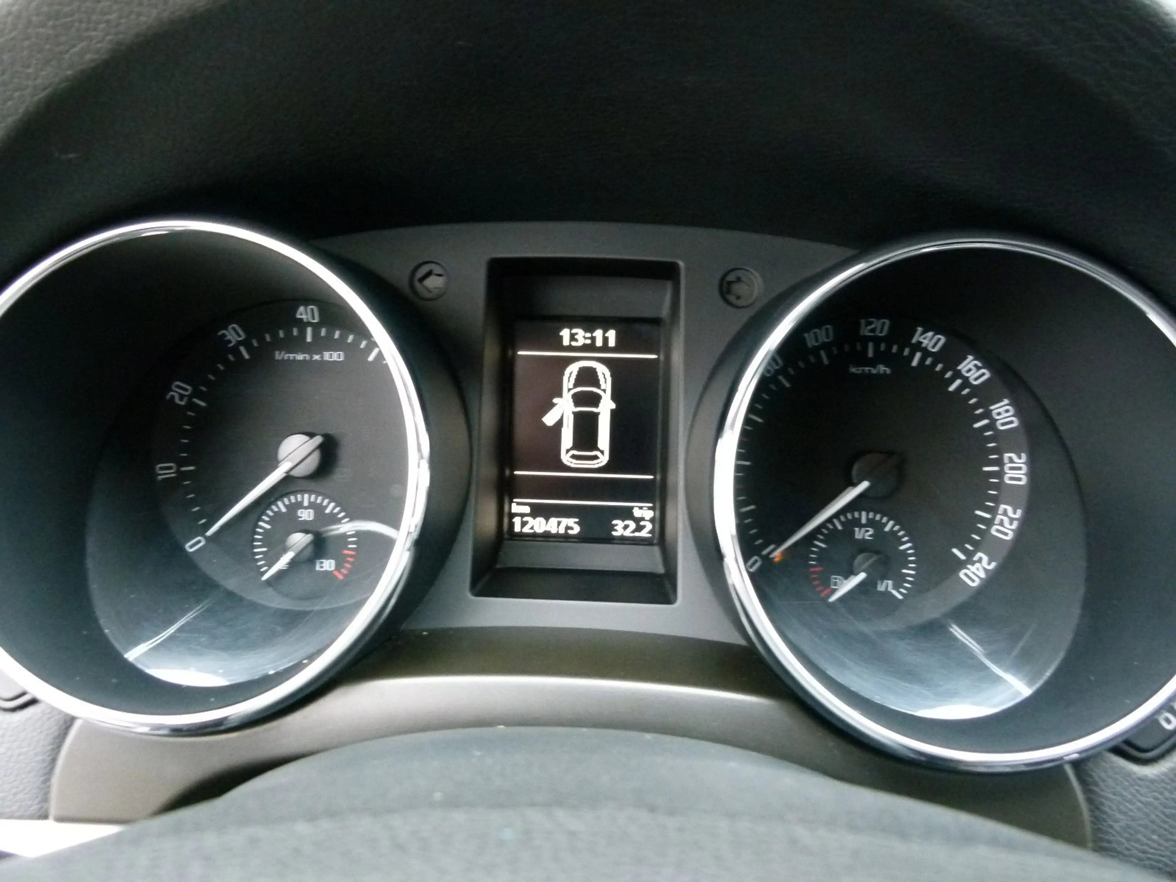 Skoda Yeti Alu AHK PDC Navi Tempomat Klima — photo 10