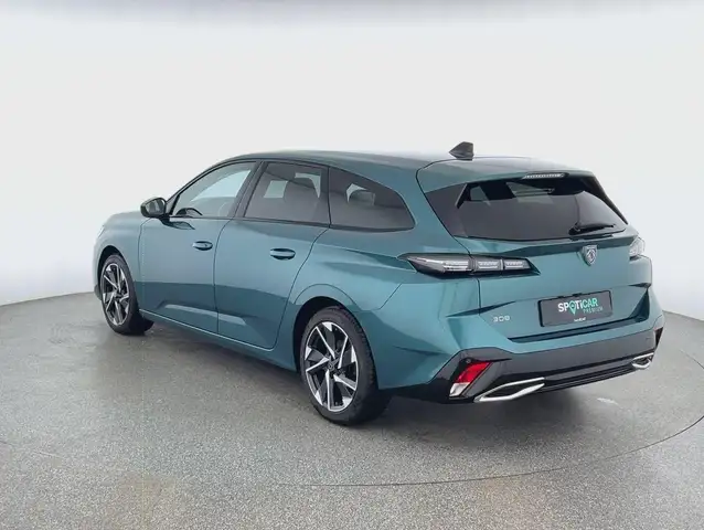 Peugeot 308 view 5