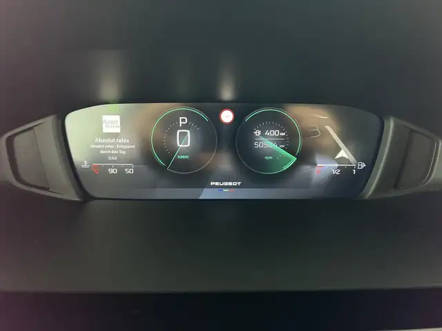 Peugeot 308 view 11
