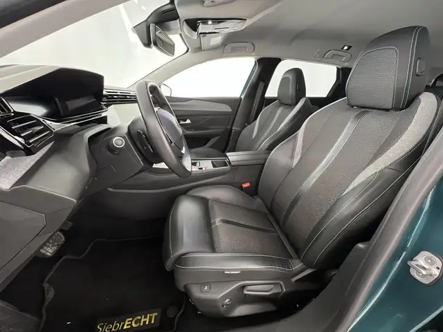 Peugeot 308 view 8