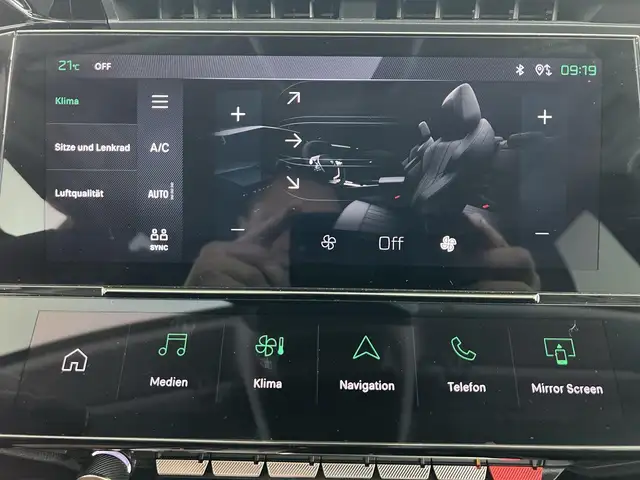 Peugeot 308 view 14