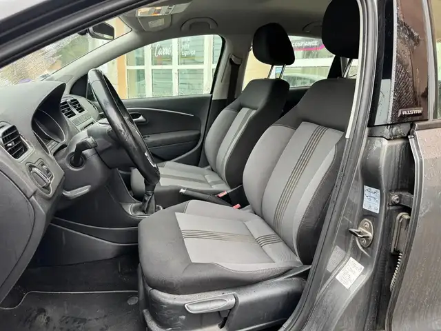 Volkswagen Polo view 11