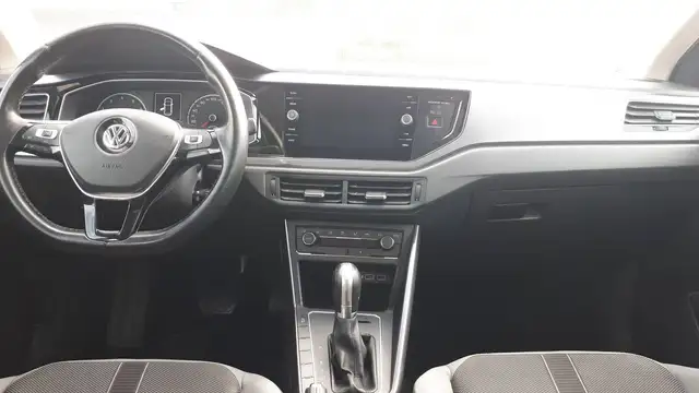 Volkswagen Polo view 11