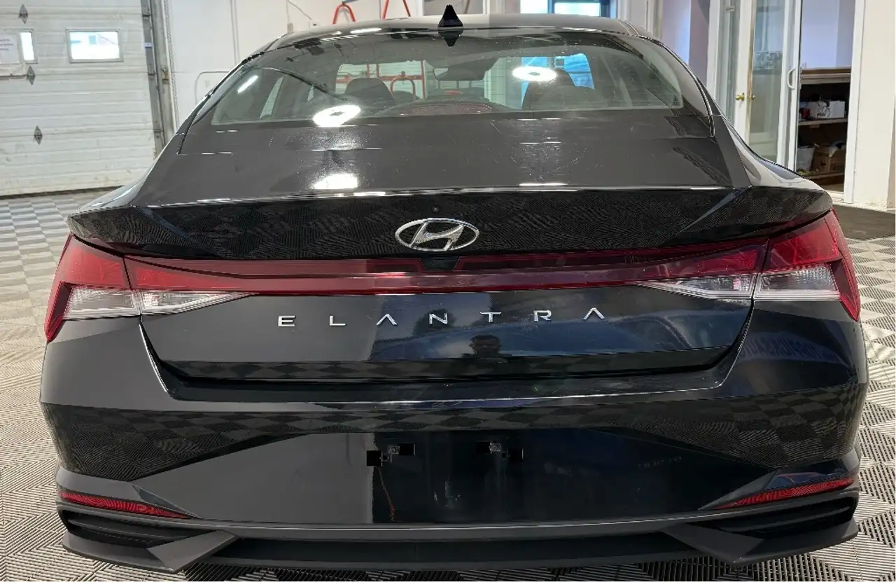 Hyundai ELANTRA снимка Hyundai ELANTRA