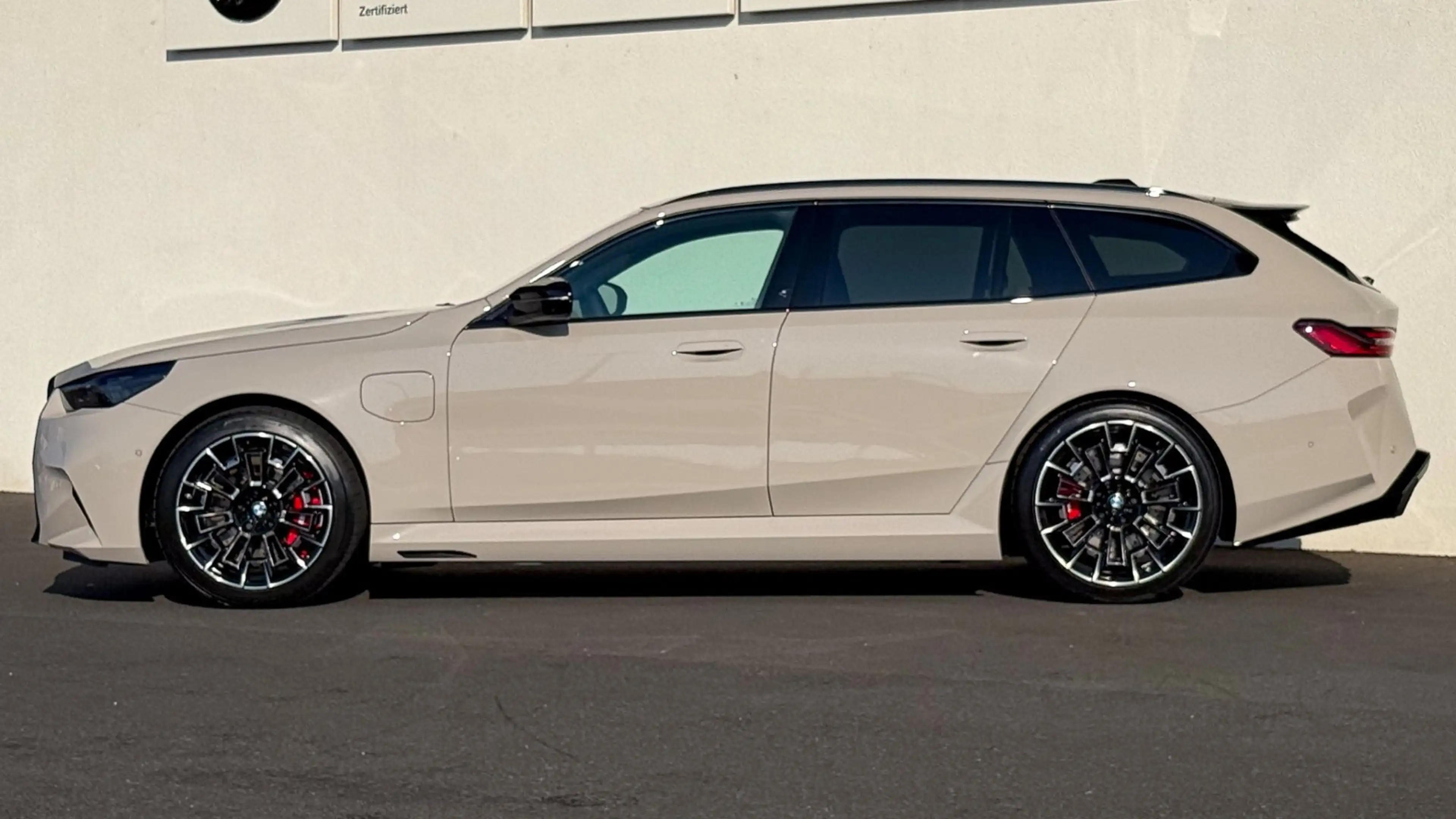BMW M5 — photo 6