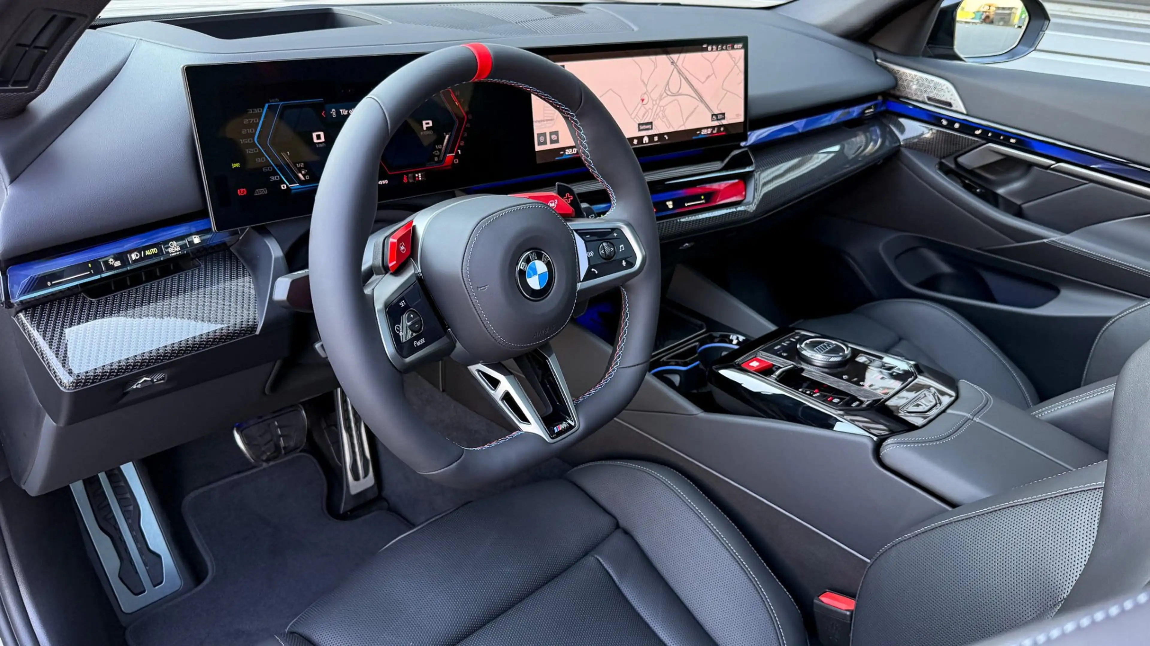 BMW M5 — photo 8