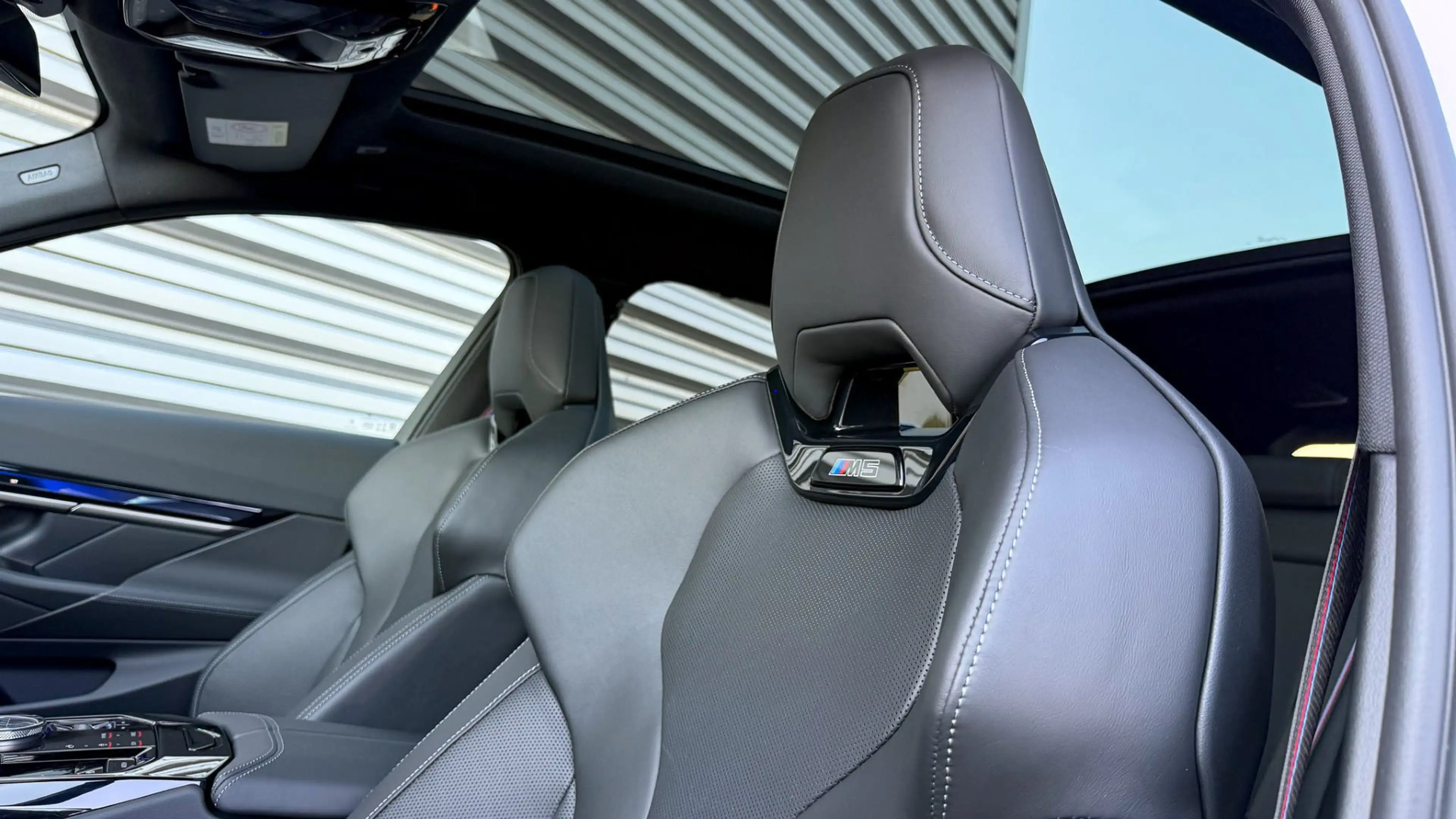 BMW M5 — photo 14