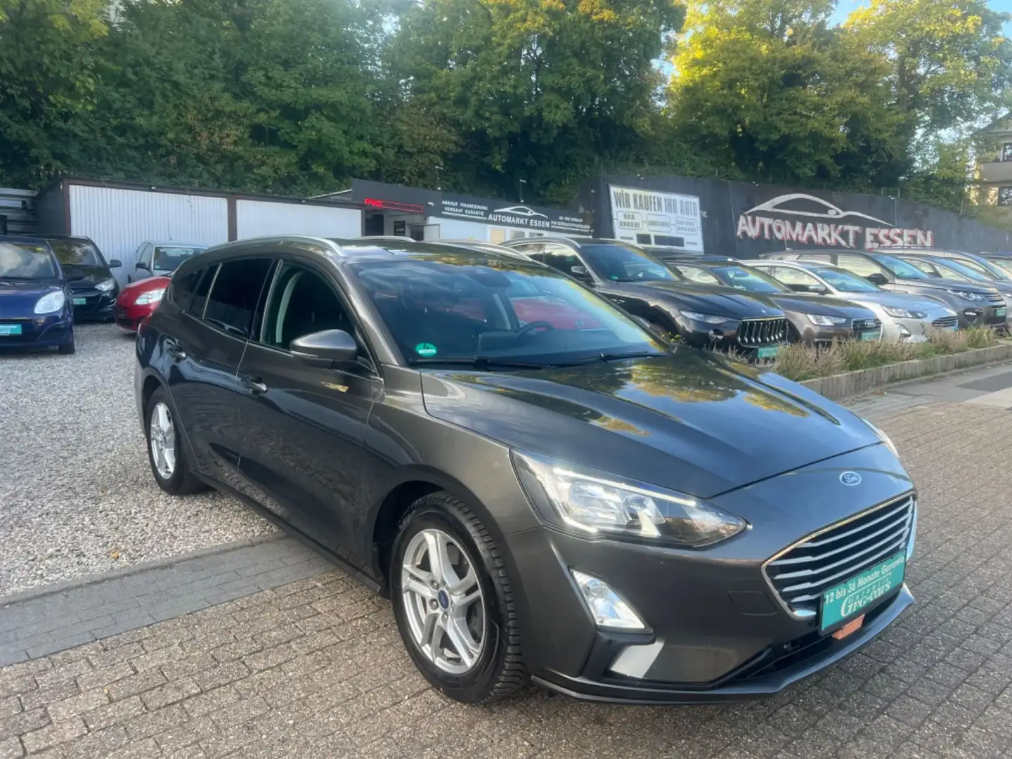 Ford Focus Turnier Cool & Connect*TÜV NEU*1 HAND*TOP* Braun - 2