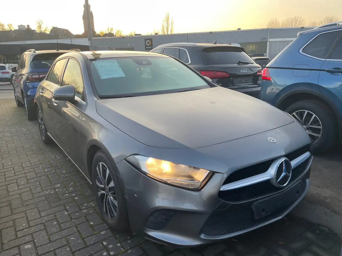 Mercedes-Benz A 180 d  * Sport + Navi + Touch + Teilleder * Grau - 1