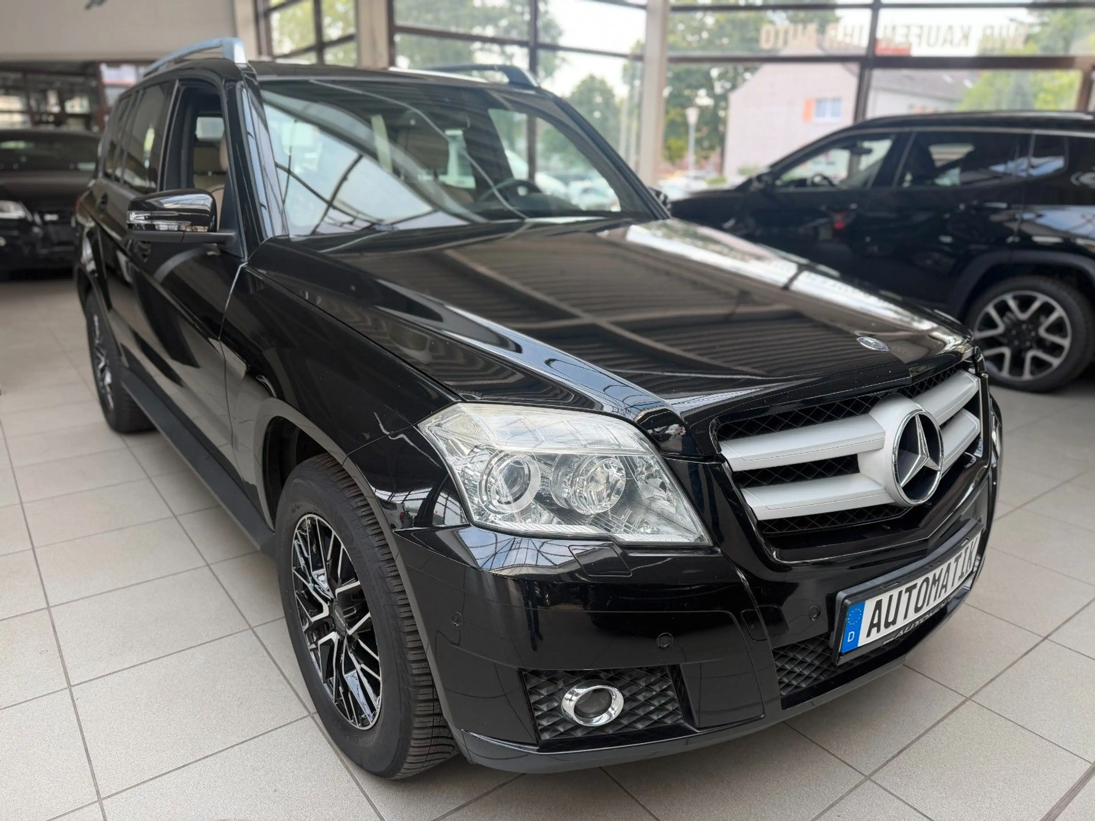 Mercedes-Benz GLK 320 CDI 4Matic — photo 3