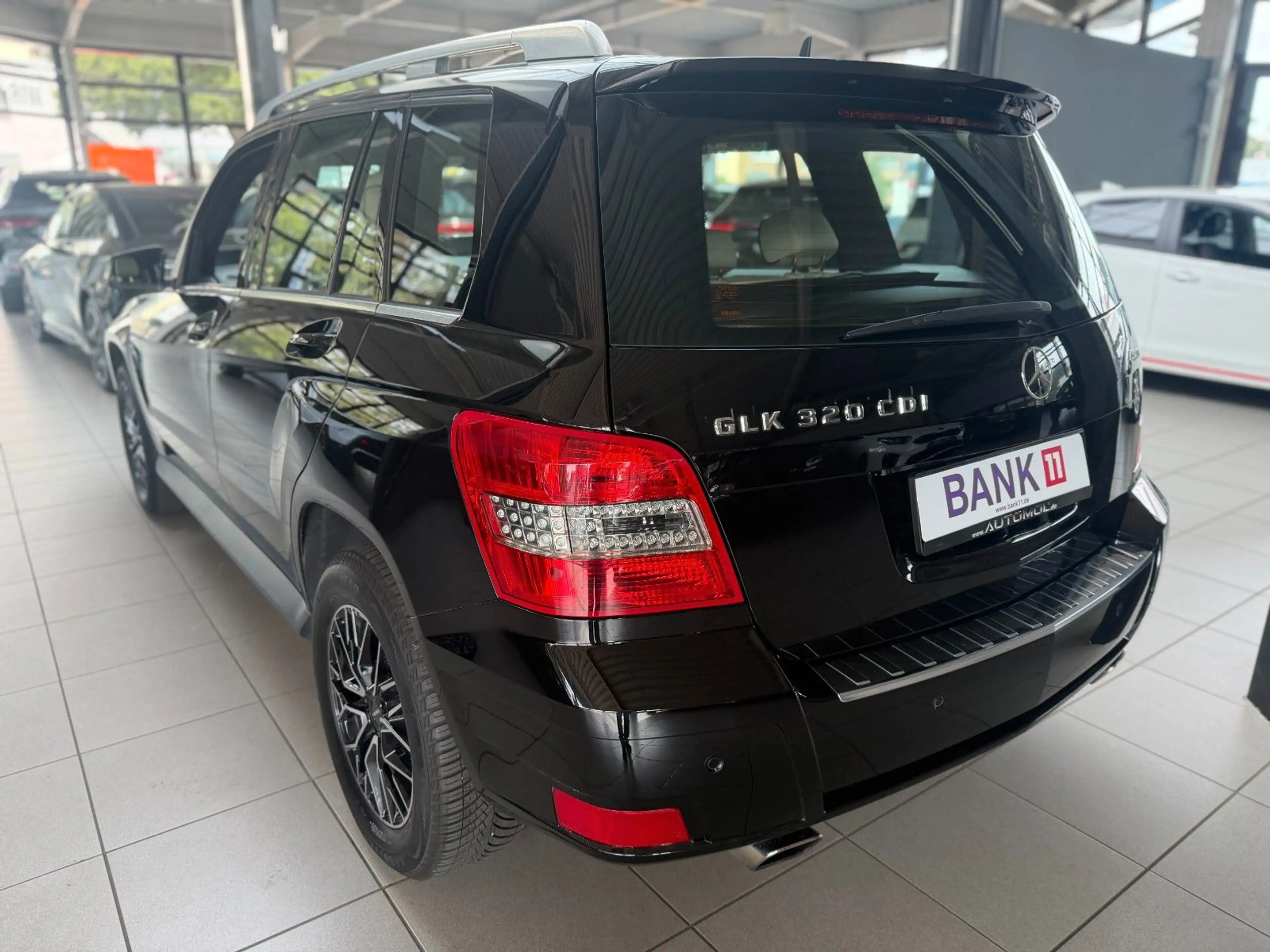Mercedes-Benz GLK 320 CDI 4Matic — photo 4