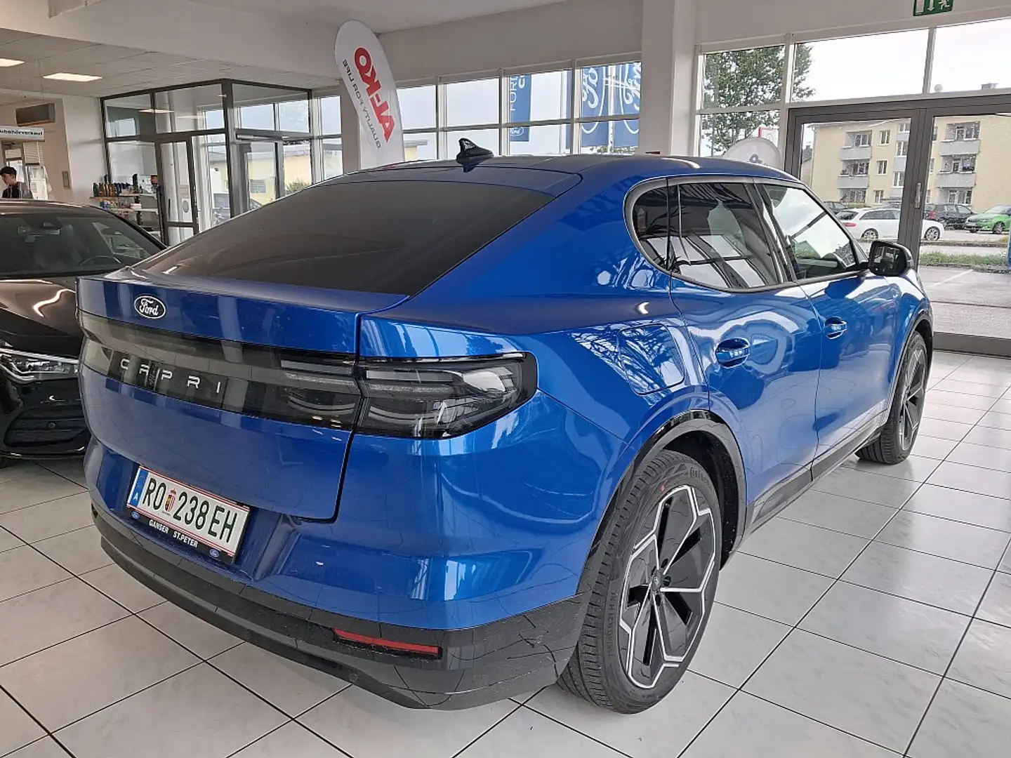 Ford Capri Dual-Elektro Extended Range Allrad Premium Bleu - 2