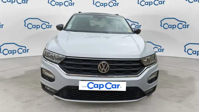 Volkswagen T-Roc view 5