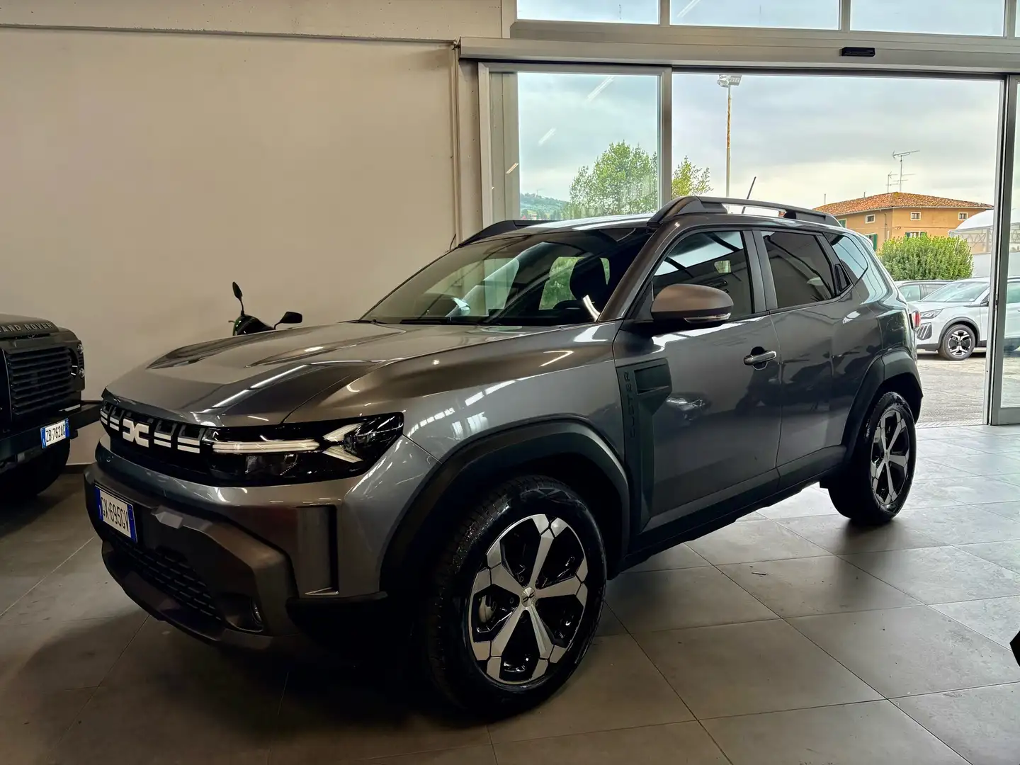Dacia Duster 1.6 hybrid Extreme 140cv Gris - 1