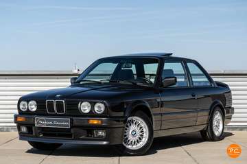 3-serie 325i M-Technic II E30 | 33.000KM | Swiss d