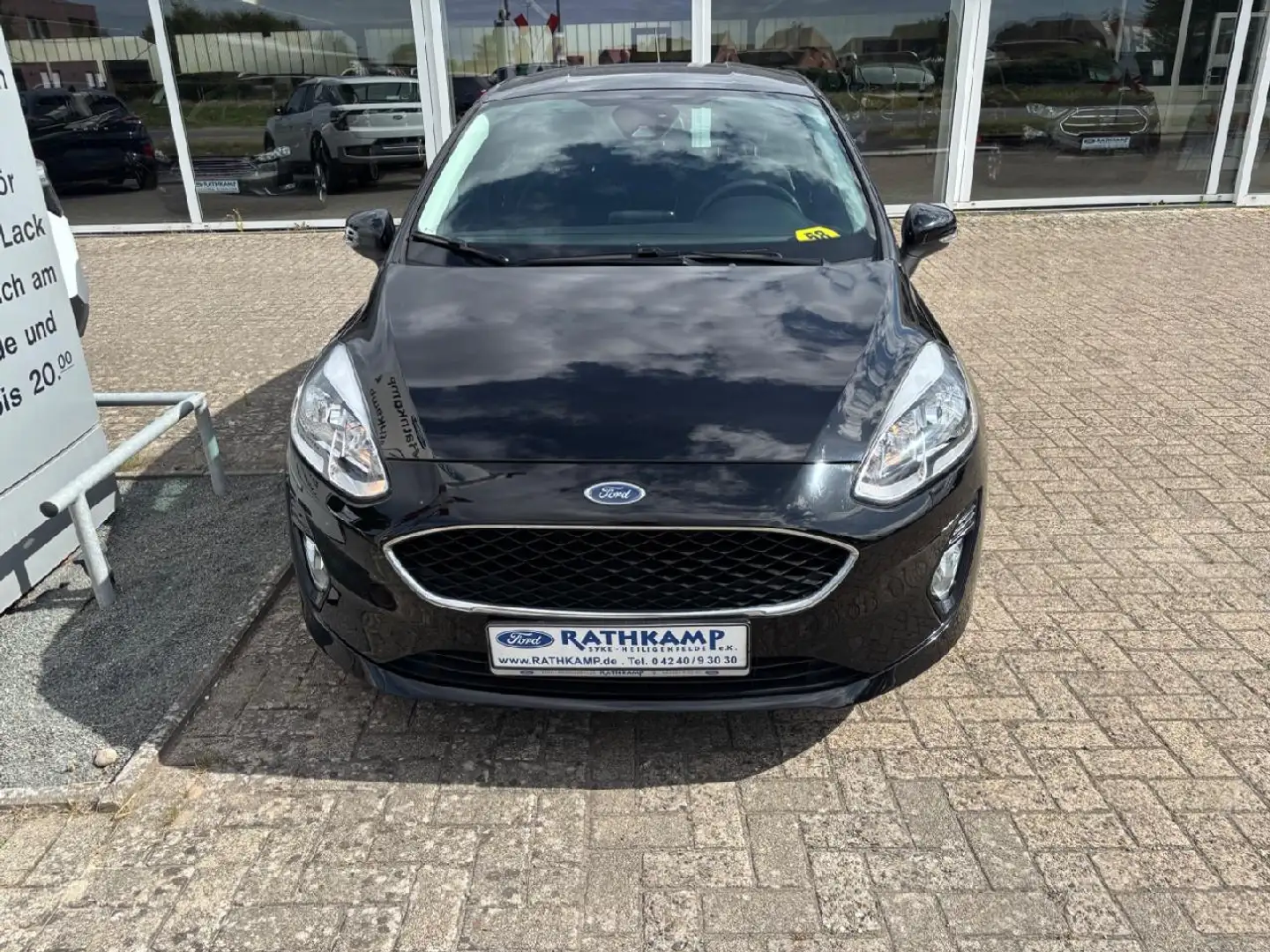 Ford Fiesta Cool & Connect Schwarz - 2