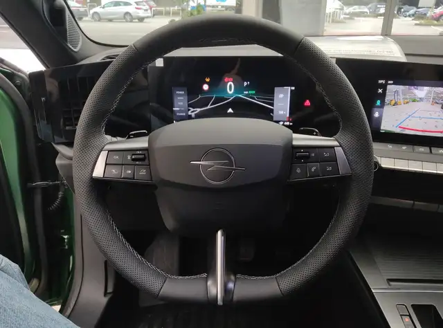 Opel Astra view 15
