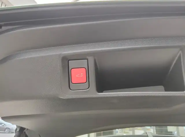 Opel Astra view 10