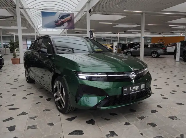 Opel Astra main image