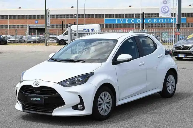 2022 Toyota Yaris in White for sale