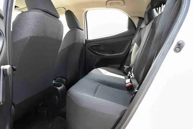 Toyota Yaris view 11