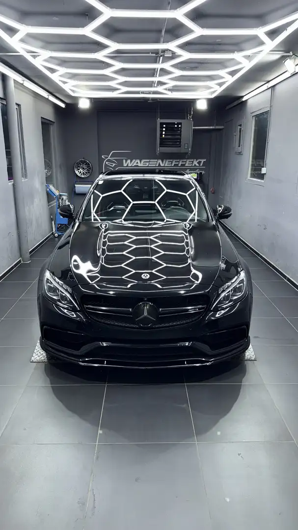 Mercedes-Benz C 63 AMG C63 S AMG *NIGHT *CARBON *PANO *KERAMIK *AMG ABGAS Schwarz - 1