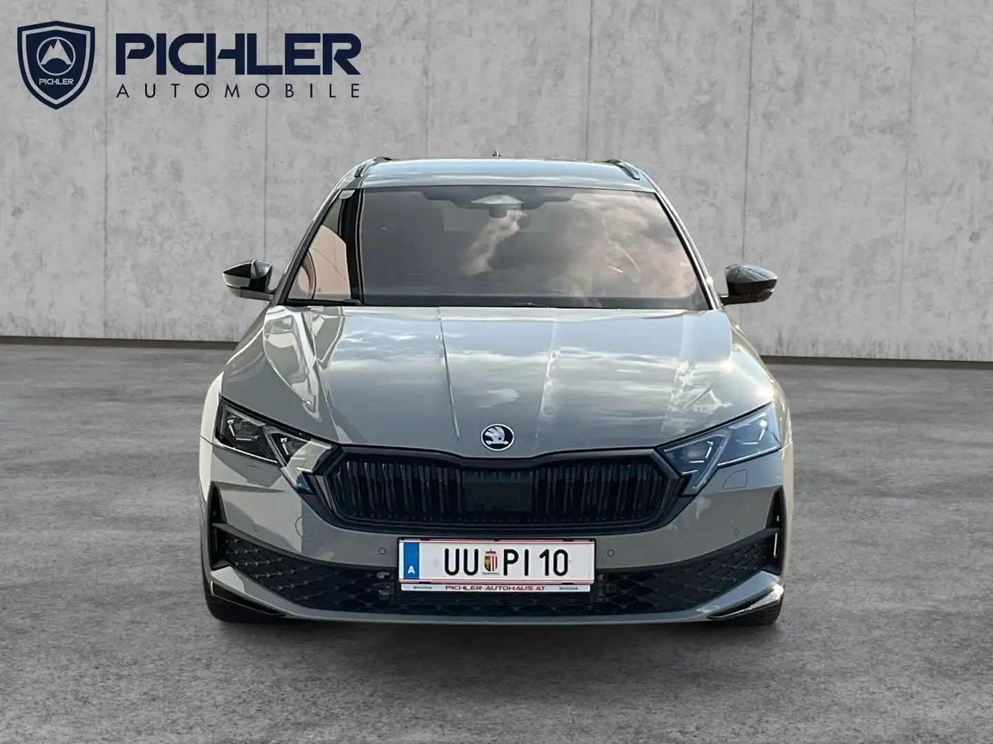 Skoda Octavia Sportline TDI DSG Grau - 2