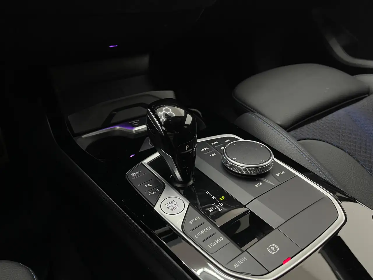 BMW 120 120d Msport 11