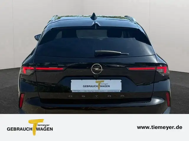 Opel Astra view 6