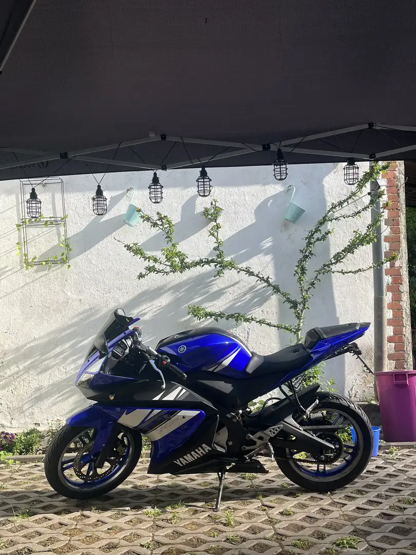 Yamaha YZF-R125 - 1