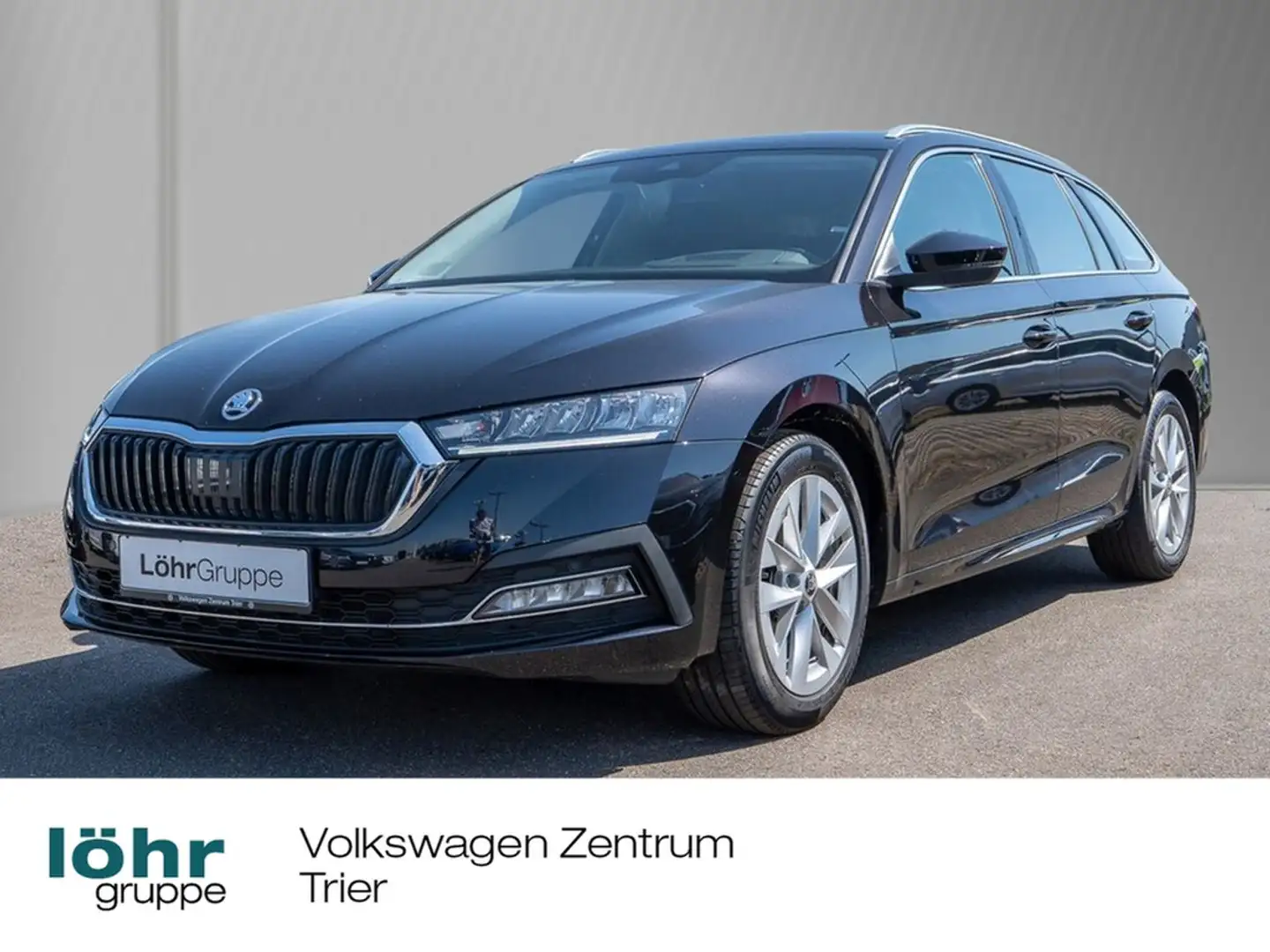 Skoda Octavia Combi 2.0 TDI DSG Style Schwarz - 1