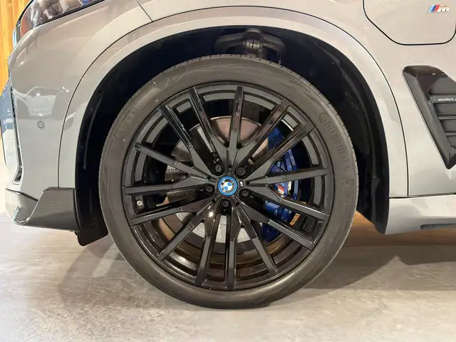 BMW X5 X5 view 6