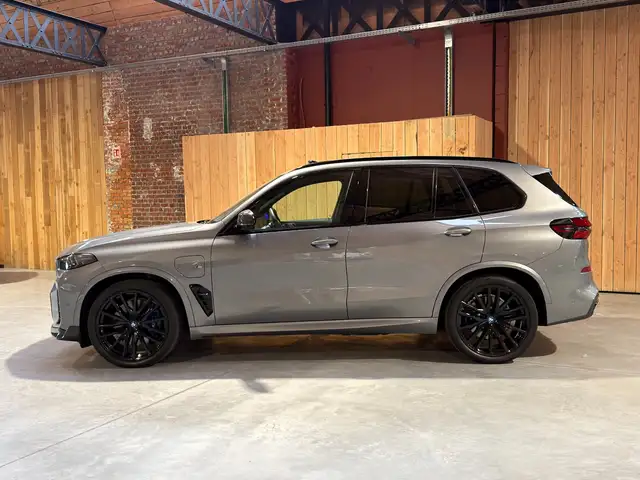 BMW X5 X5 view 4