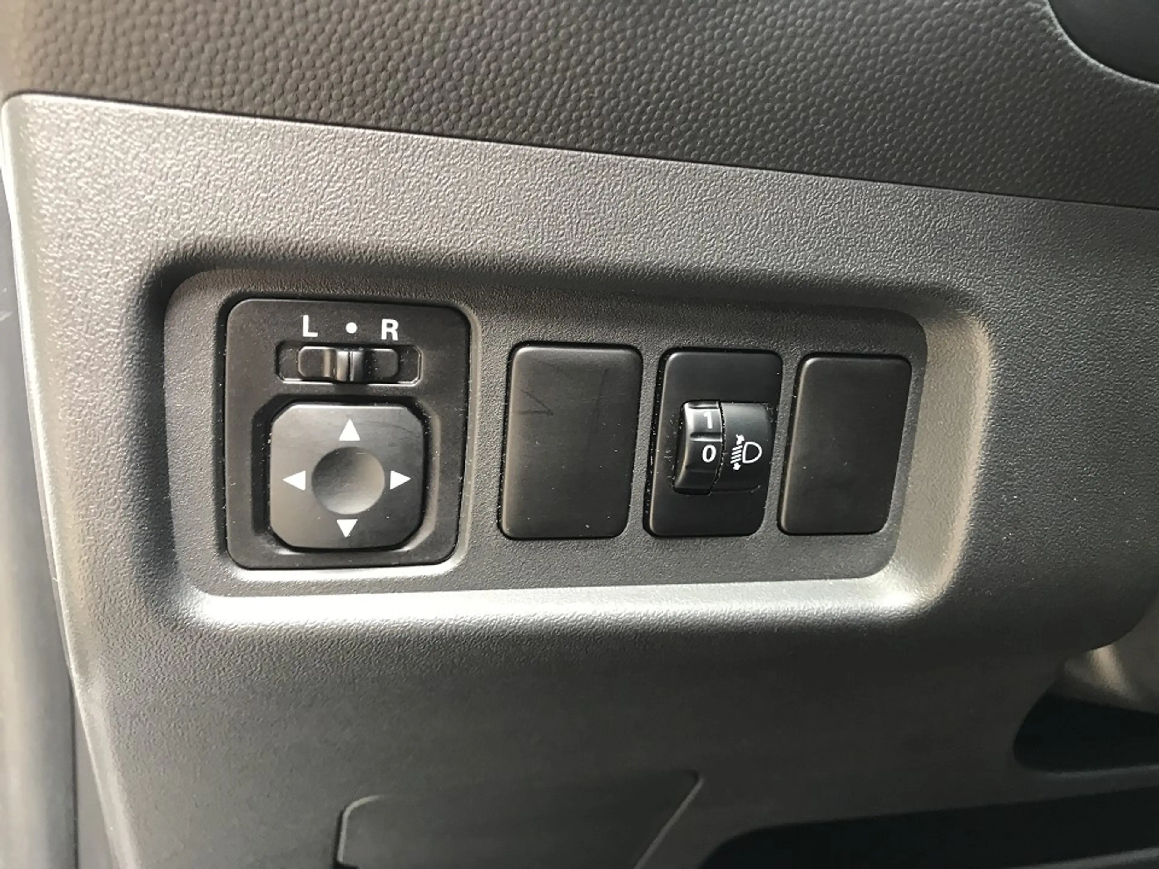 Mitsubishi Space Star Select+ 1,2 — photo 10