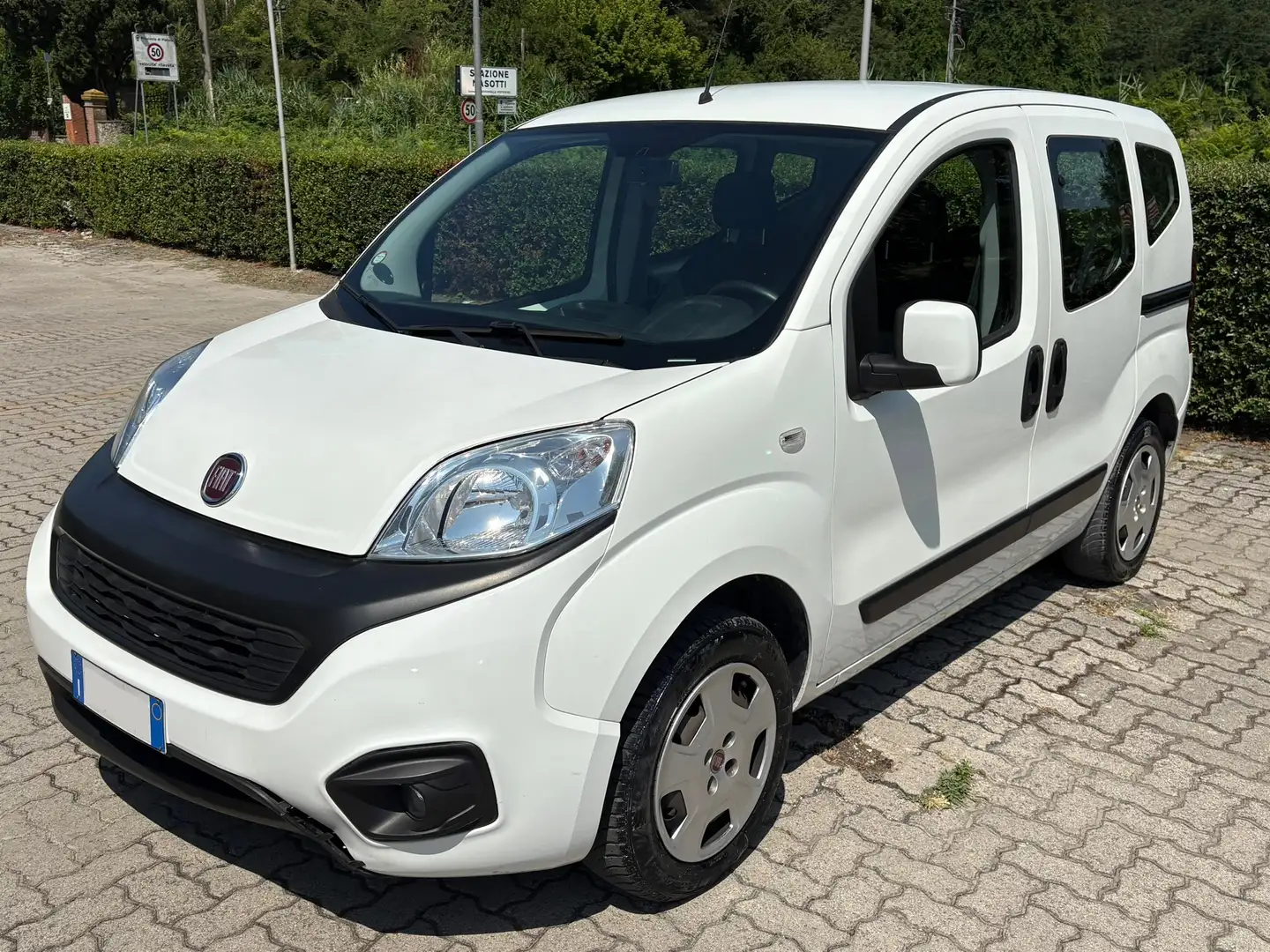 Fiat Qubo Qubo 1.3 mjt *AUTOCARRO* bijela - 1