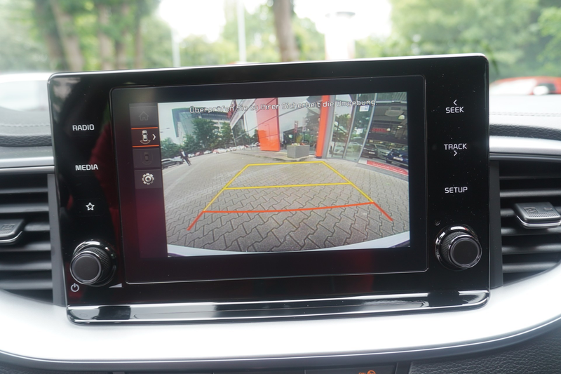 Kia Ceed SW / cee'd SW Ceed SW 1.6 CRDi Edition 7 Emotion Kamera Navi — photo 17