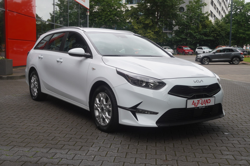 Kia Ceed SW / cee'd SW Ceed SW 1.6 CRDi Edition 7 Emotion Kamera Navi — photo 3