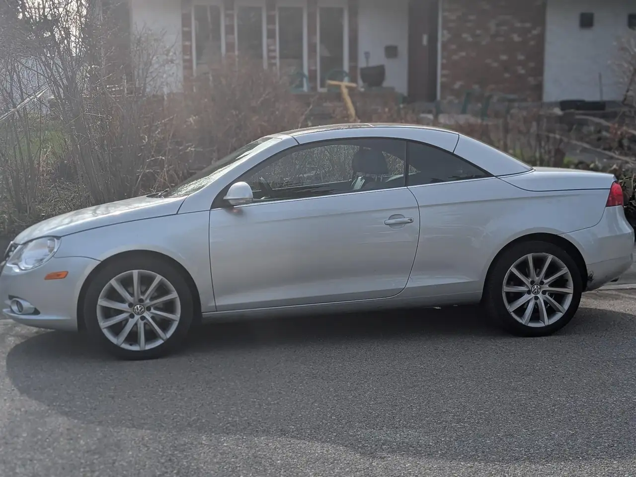 Volkswagen Eos снимка Volkswagen Eos