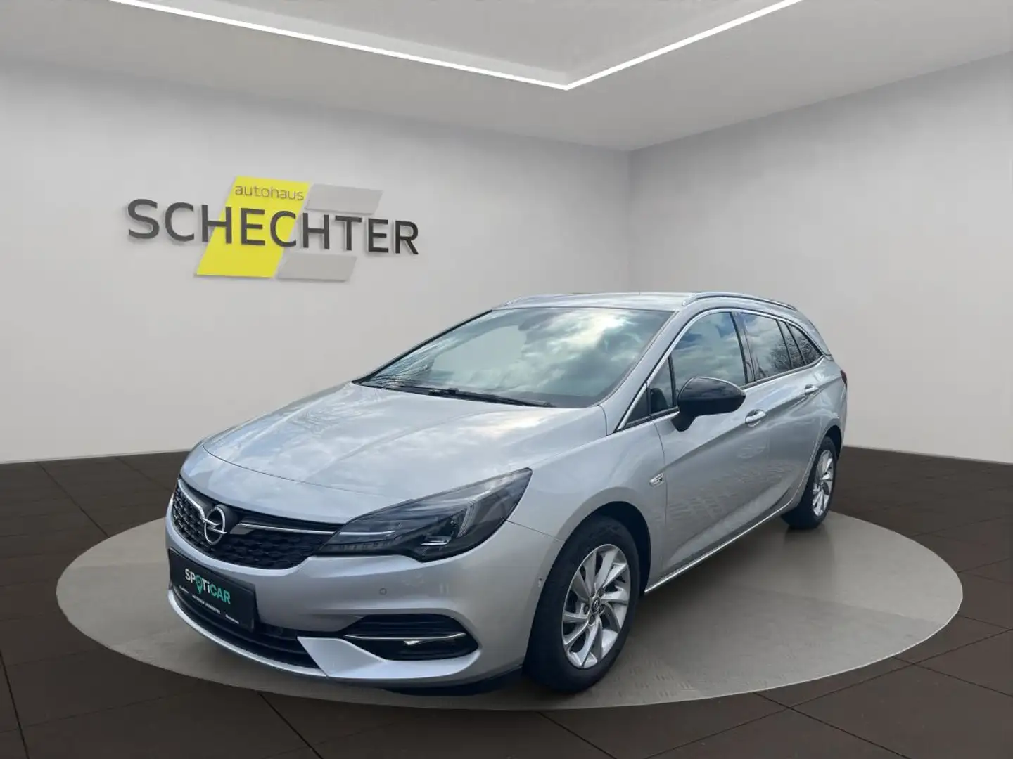 Opel Astra 1.2 Turbo Start/Stop Sports Tourer Elegance Zilver - 1