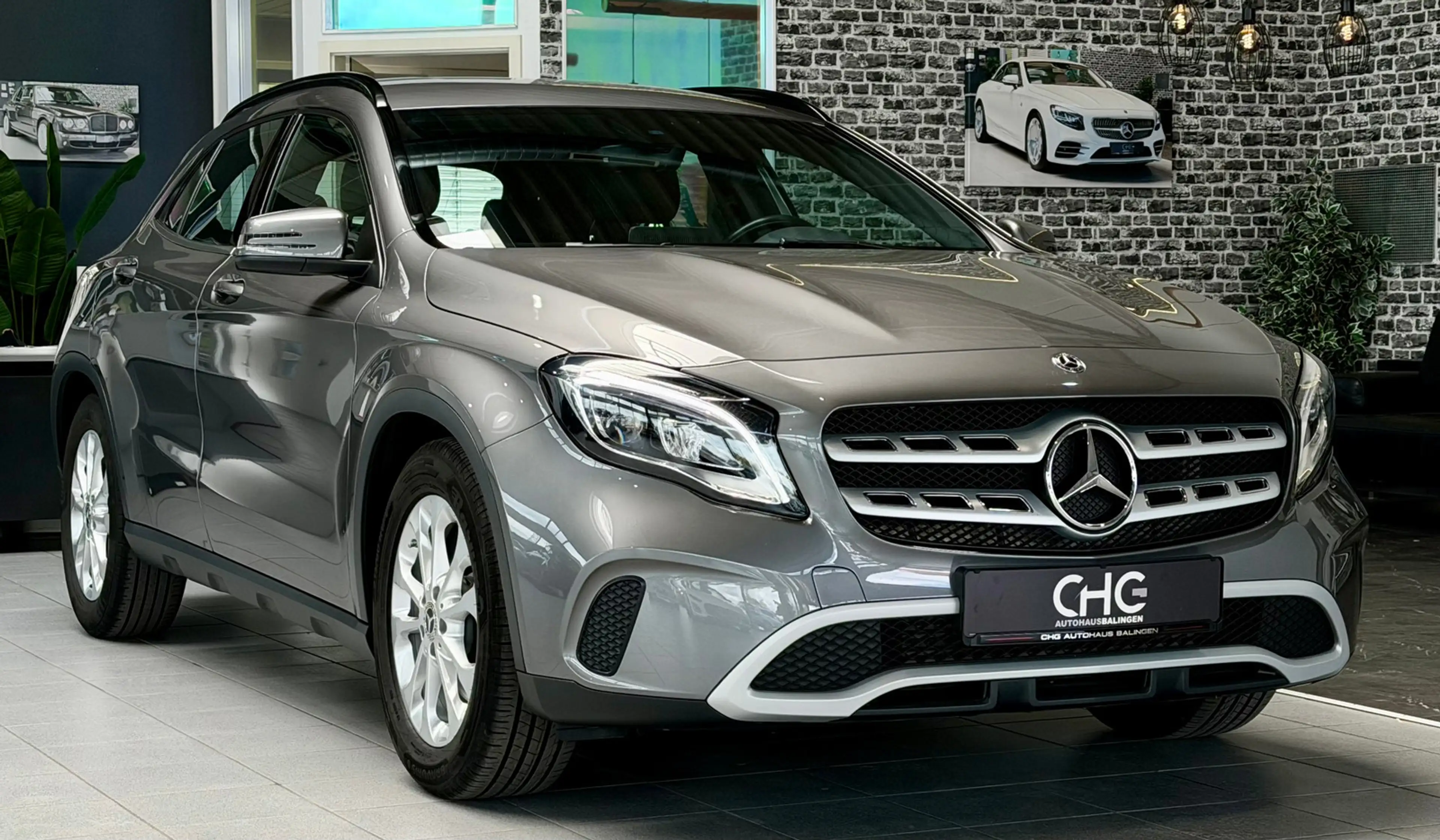 Mercedes-Benz GLA 220 4Matic AHK|STHZ+SHZ|KAMERA|TEMP.|MFL|SPORT