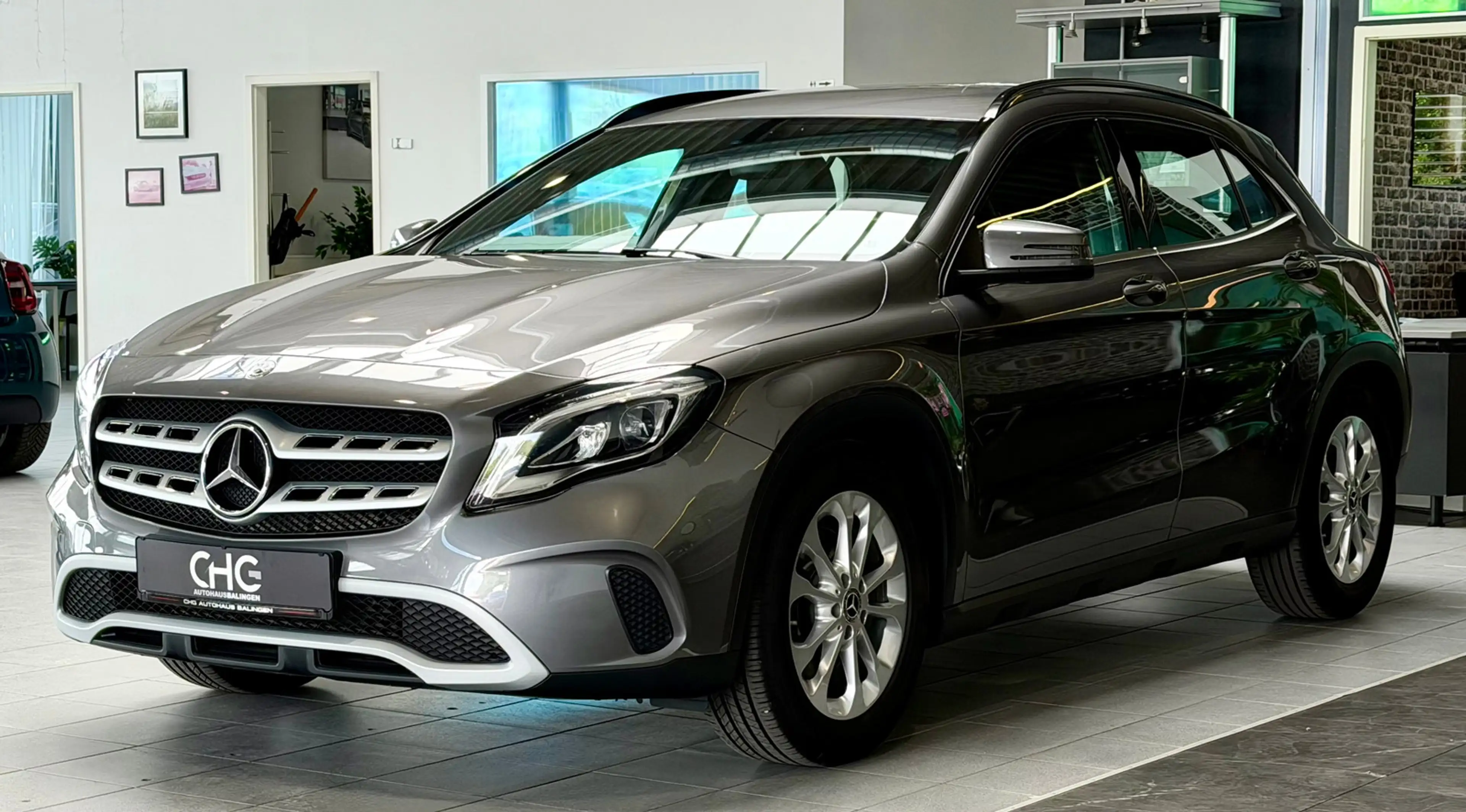 Mercedes-Benz GLA 220 4Matic AHK|STHZ+SHZ|KAMERA|TEMP.|MFL|SPORT — photo 3