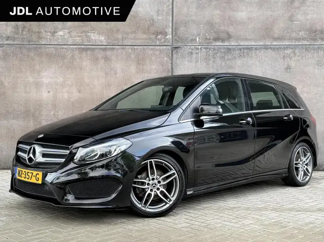 Mercedes-Benz B 180 Business Solution AMG | Trekhaak | CarPlay | Camer