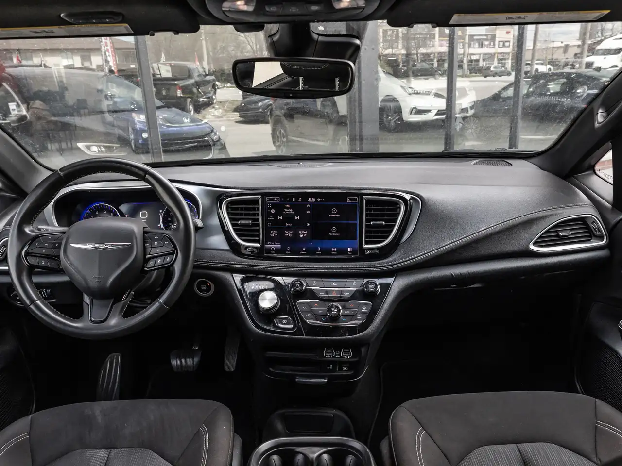 Chrysler Pacifica fotografie Chrysler Pacifica