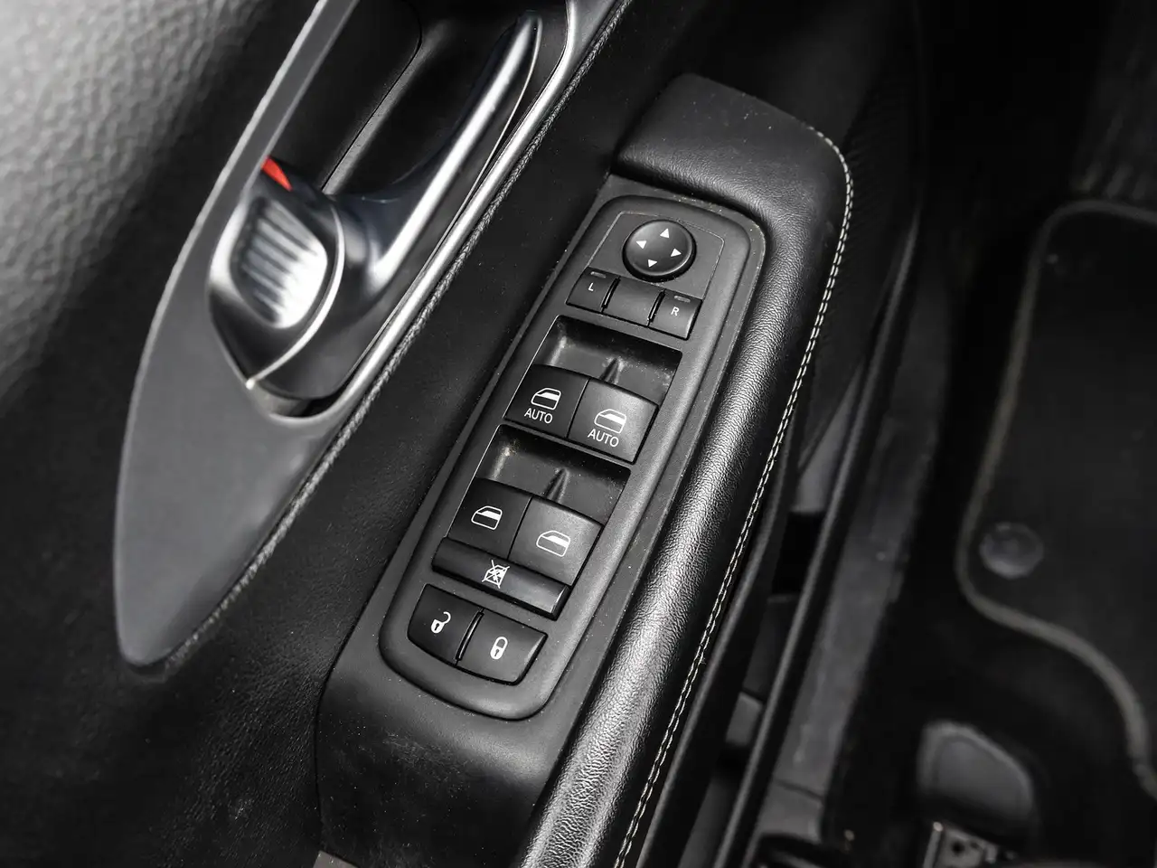 Chrysler Pacifica fotografie Chrysler Pacifica