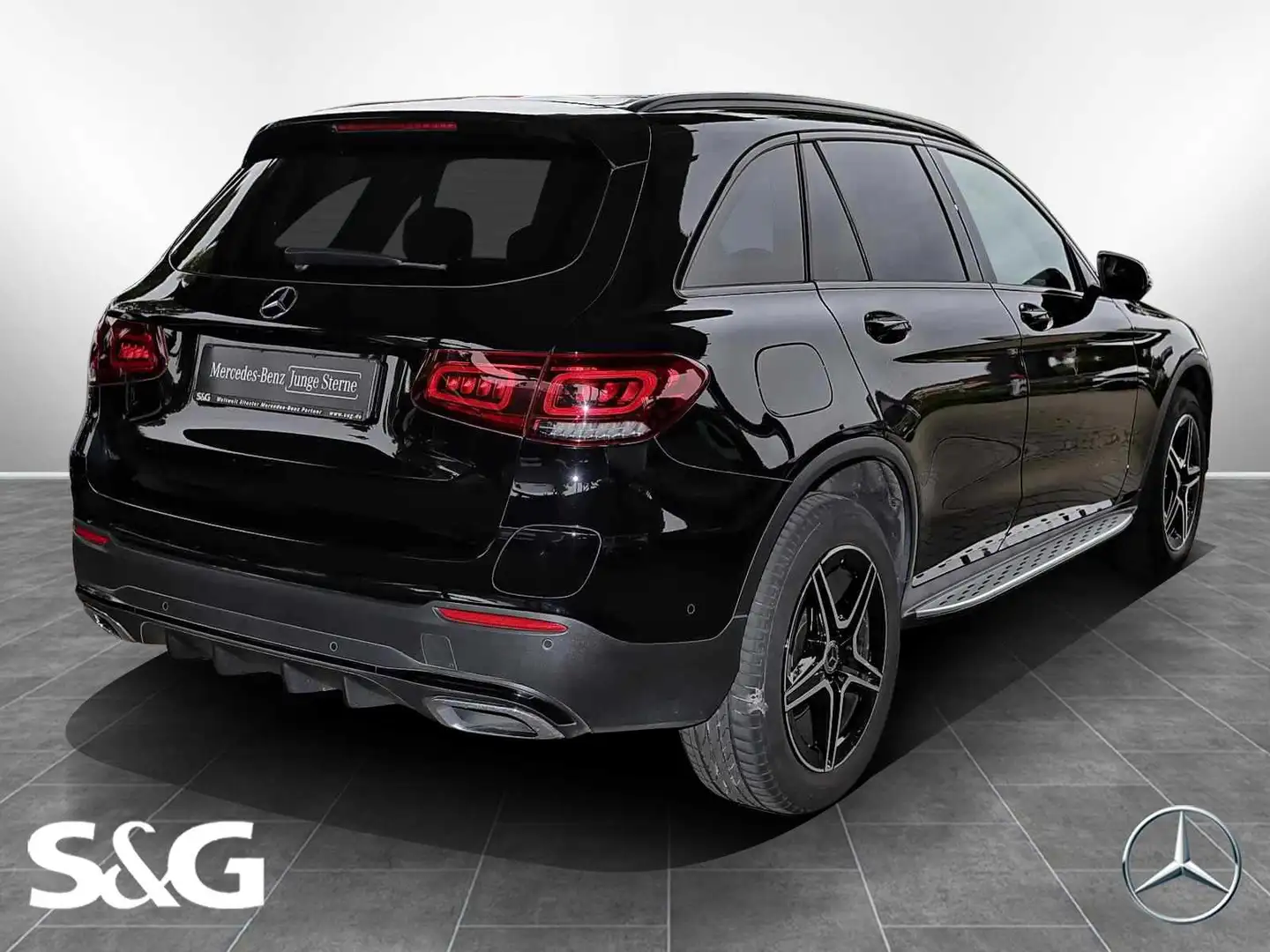 Mercedes-Benz GLC 300 e 4M AMG PANORAMA+KAMERA+CARPLAY+LED+19" Zwart - 2
