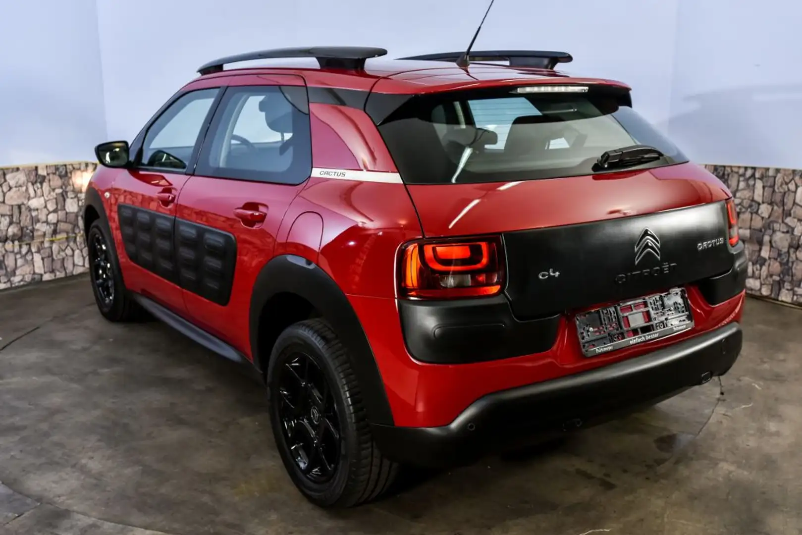 Citroen C4 Cactus BlueHDi 100 Stop&Start Selection Rot - 2
