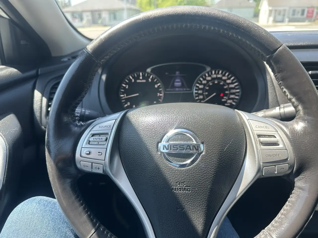 Nissan Altima fotografie Nissan Altima