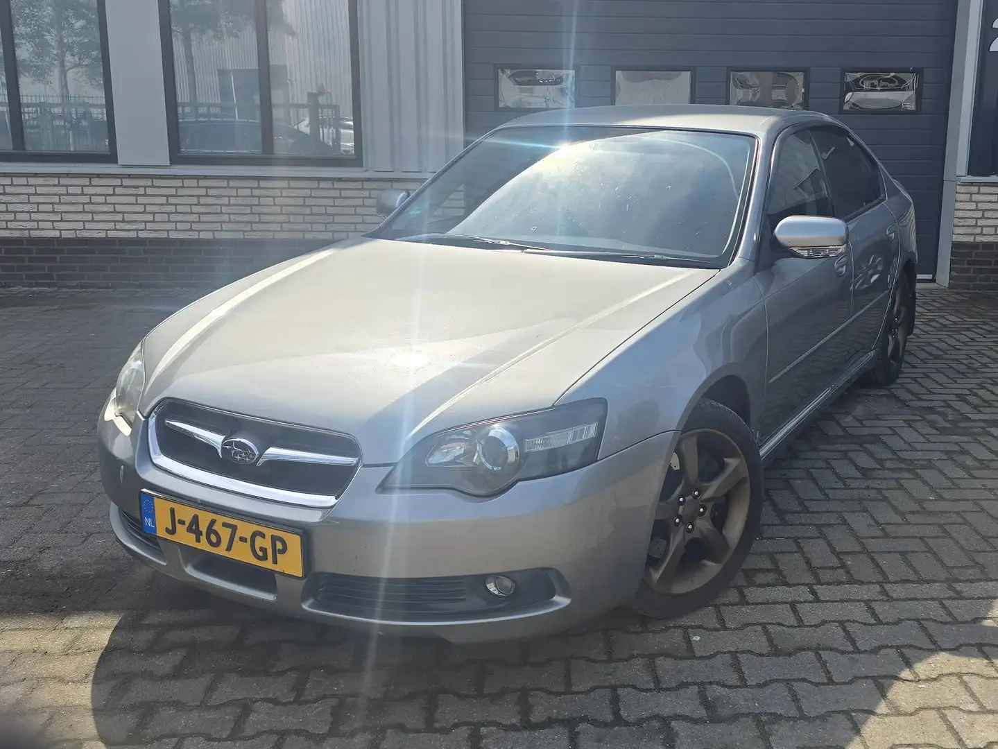 Subaru Legacy Legacy 3.0R Grau - 1