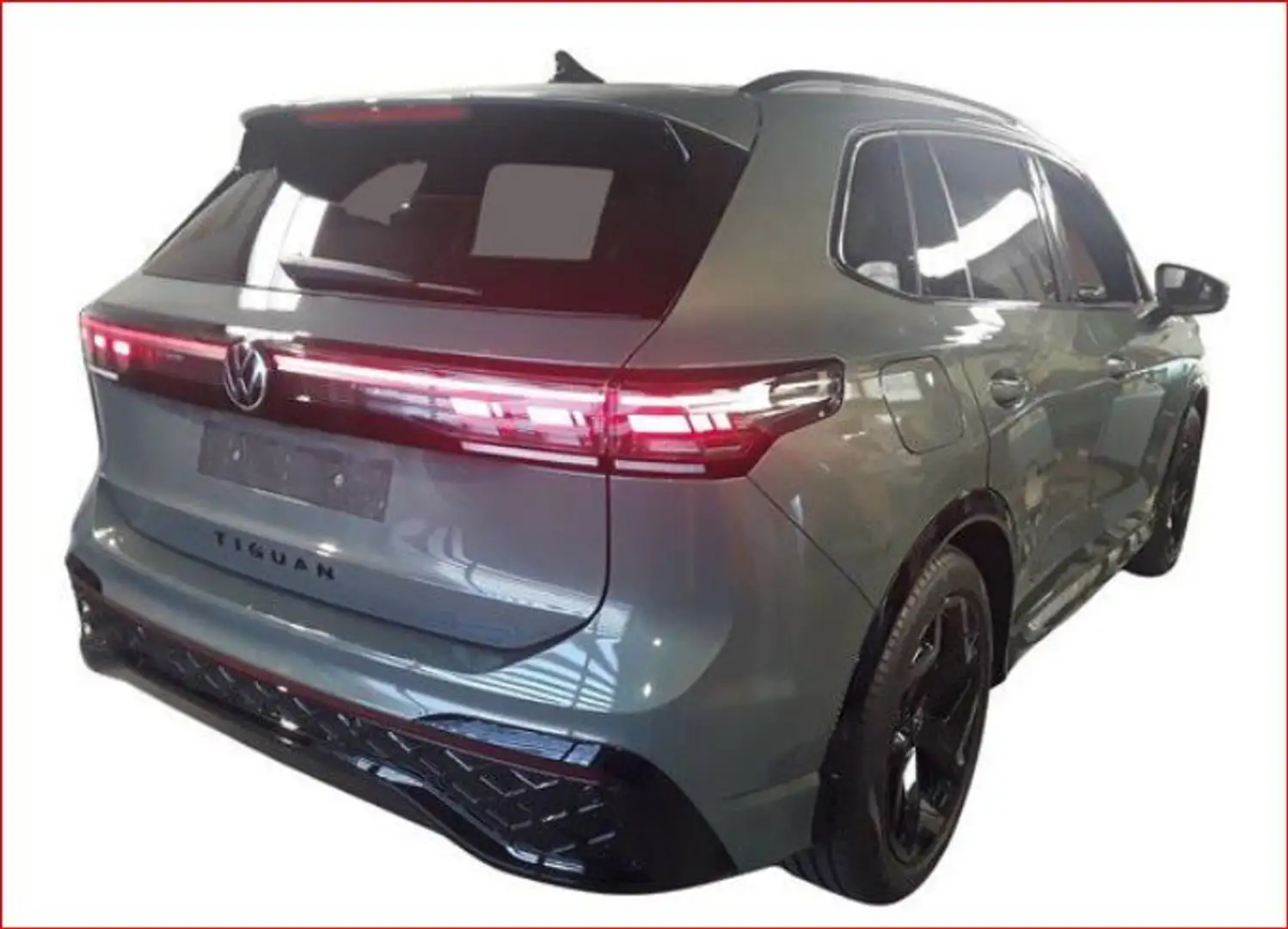 Volkswagen Tiguan III 2.0 TDI R-Line Matrix Pano StaHz AHK Grün - 2